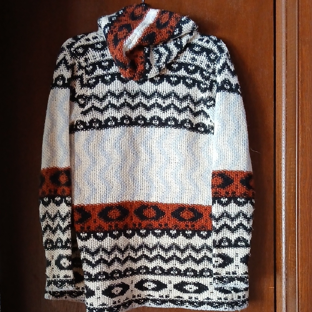 Abercrombie & Fitch Black and White Patterned Cardigan - Picture 3 of 4